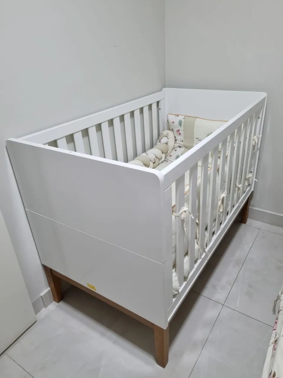 Vendo berço MATIC com colchão! - Foto 2