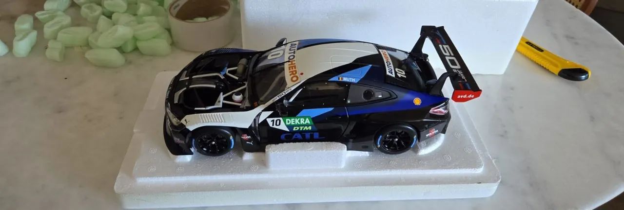BMW M4 GT3 MINICHAMPS 1:18 - Foto 2