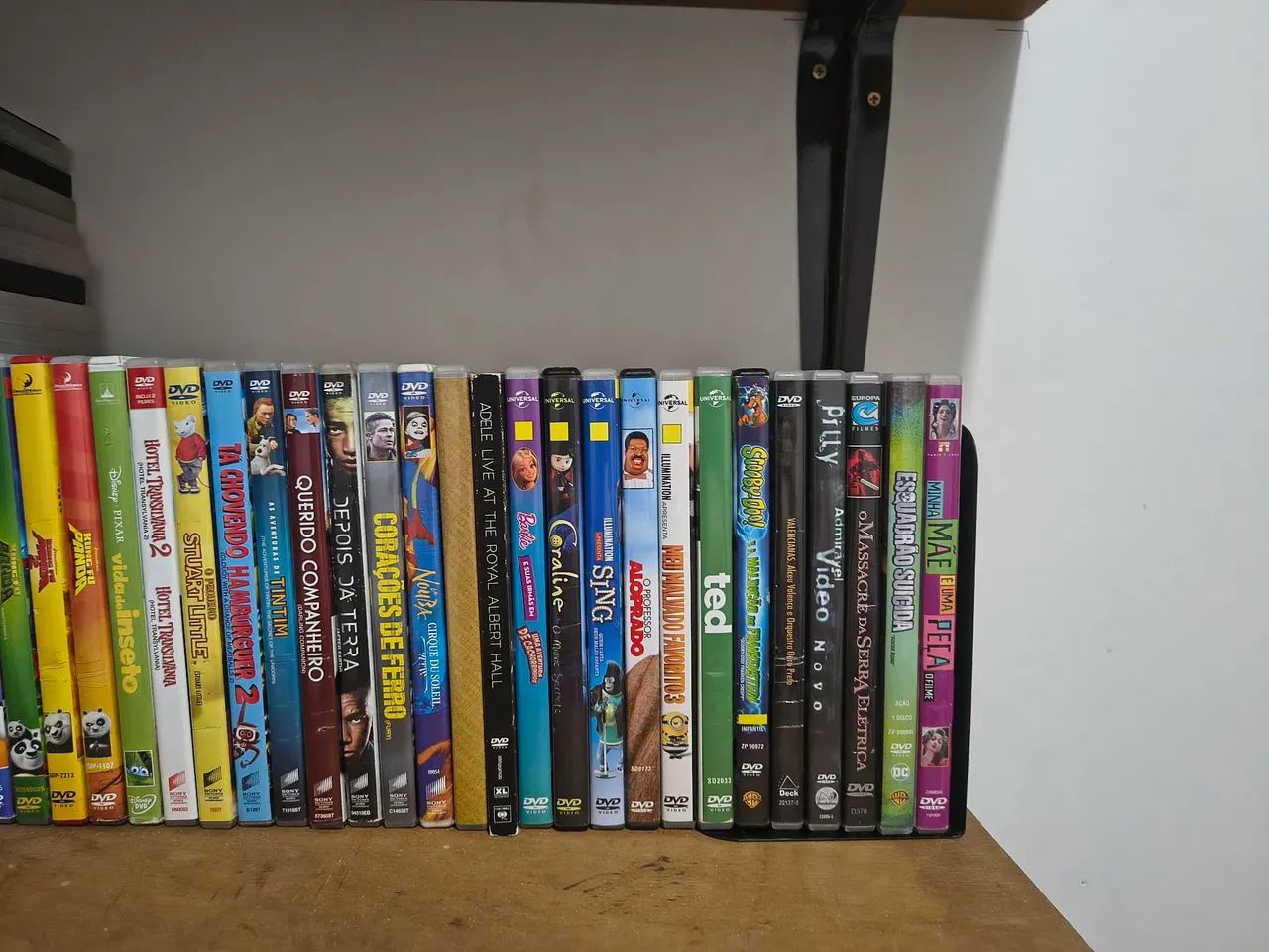 Vendo lote com 64 DVDs ORIGINAIS FUNCIONANDO - Foto 3