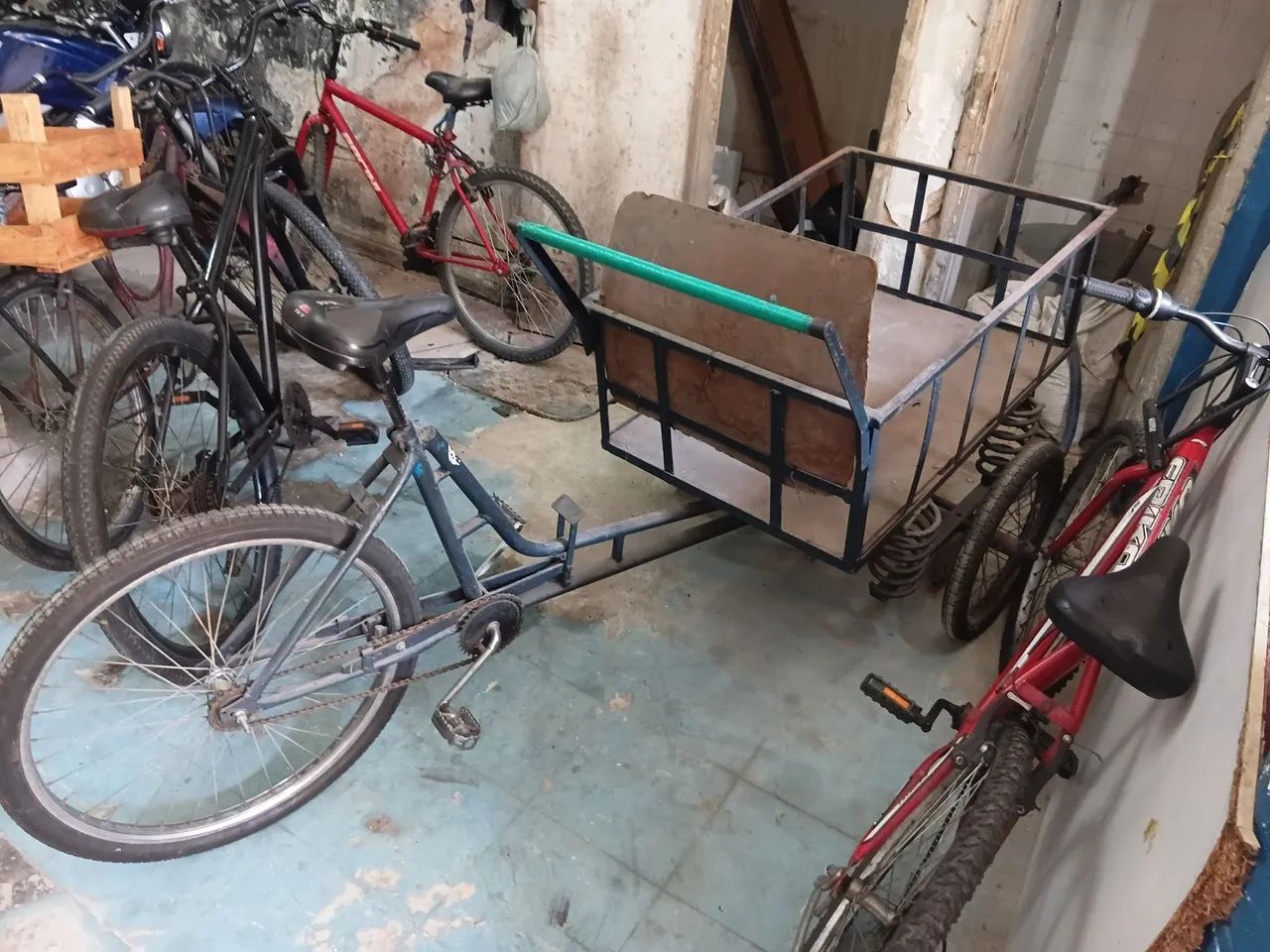 Triciclo de cargas  - Foto 2