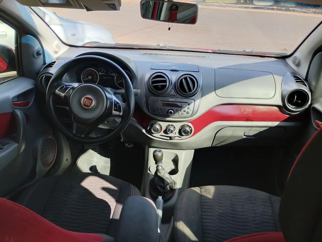Fiat Palio Sporting 1.6 Flex 16V 5P 2016 - Foto 5