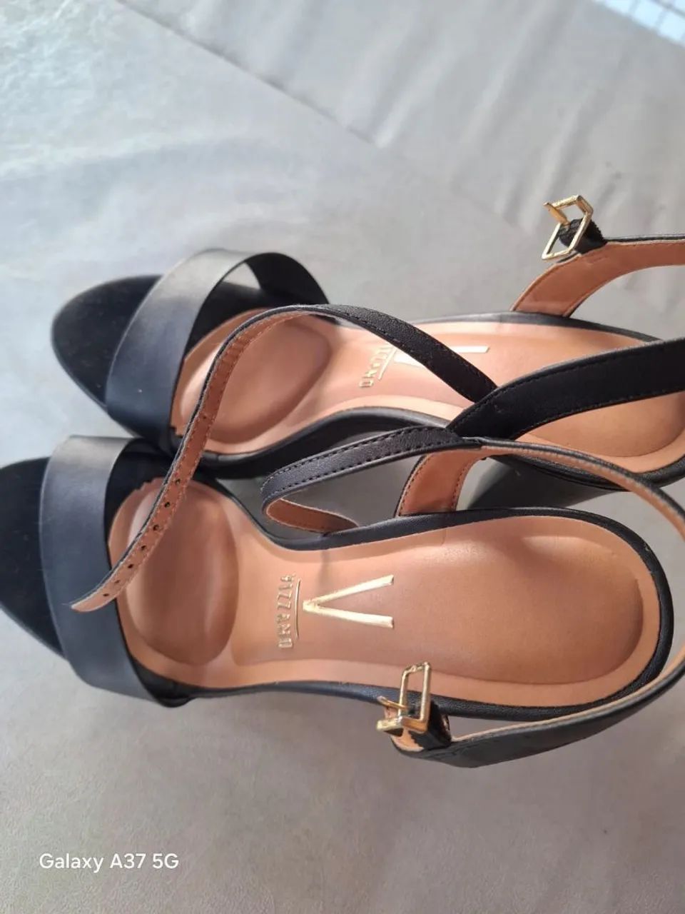 SAPATOS FEMININOS - Foto 3