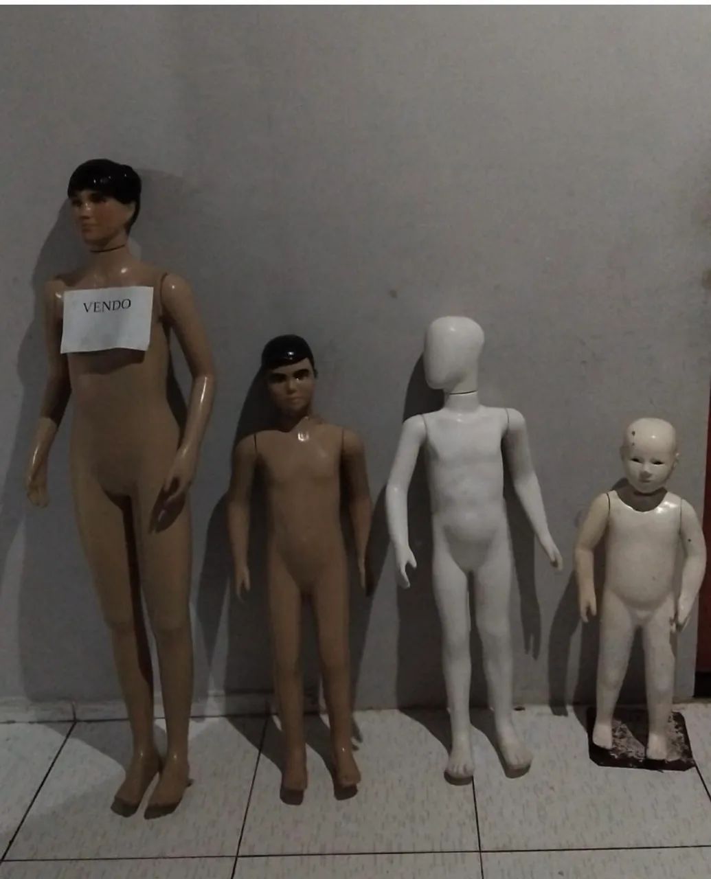 Vendo manequins infantis