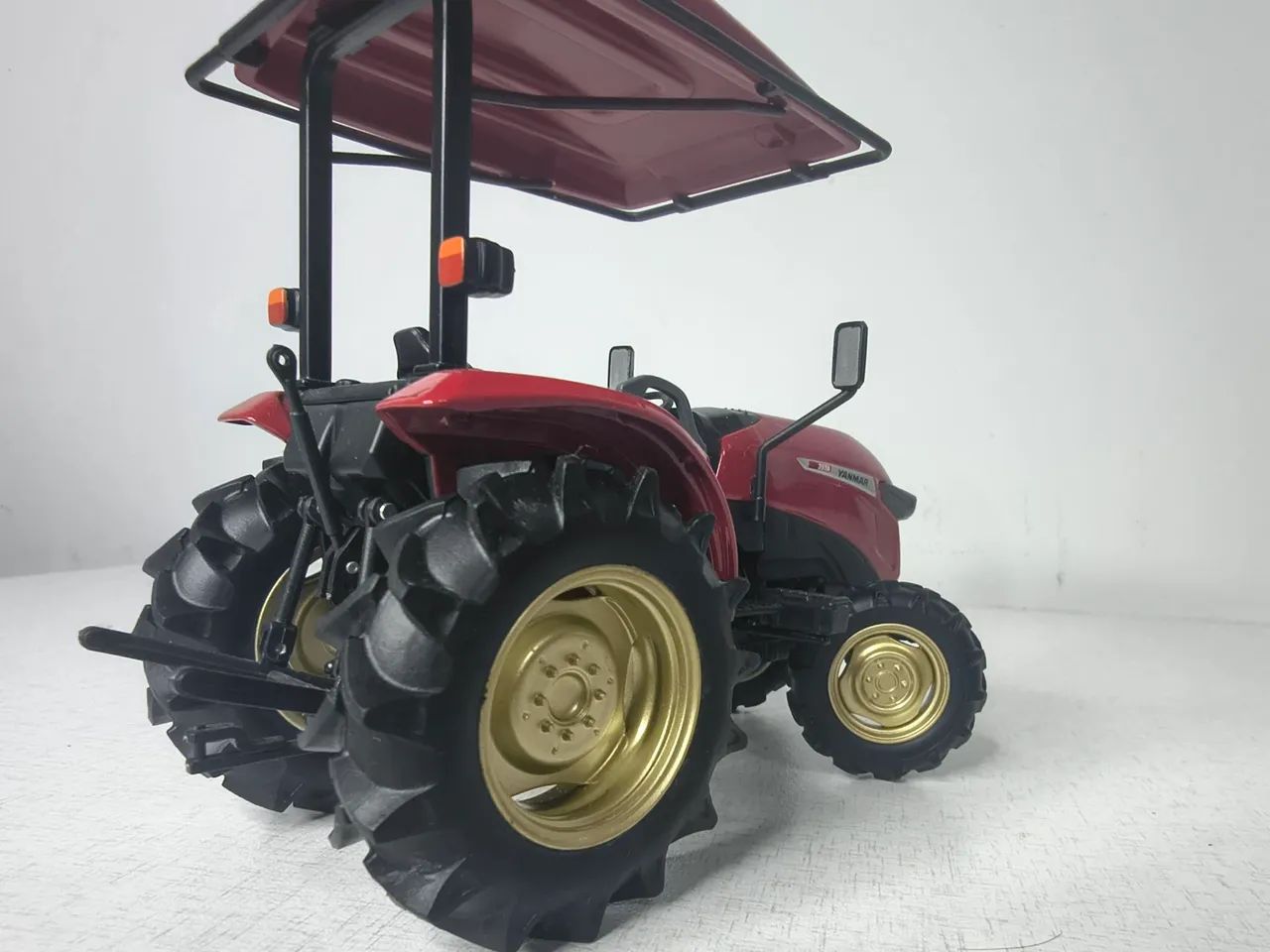 Miniatura Trator Yanmar YM357A  - Foto 4