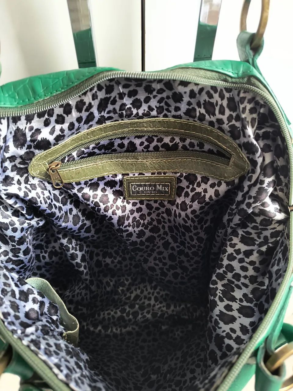 Bolsa Couro Legitimo verde Usada - Foto 5
