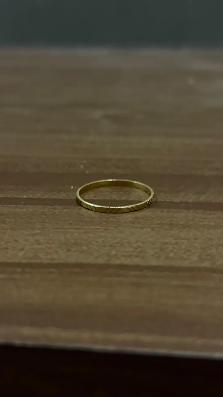 Aliança ouro 18k uma grama  - Foto 2