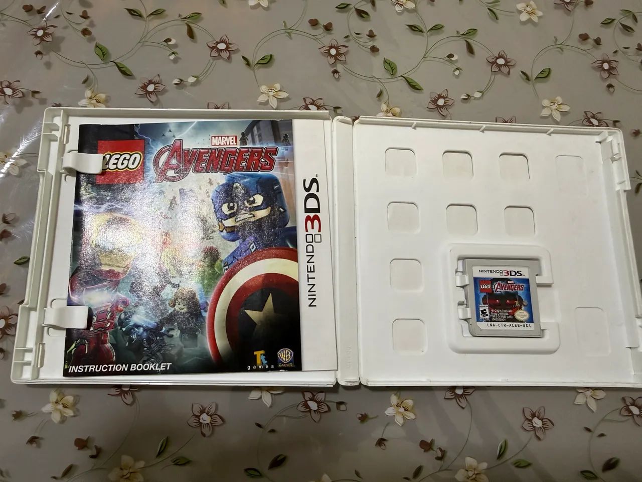 Lego Marvel Avengers 3DS - Foto 3