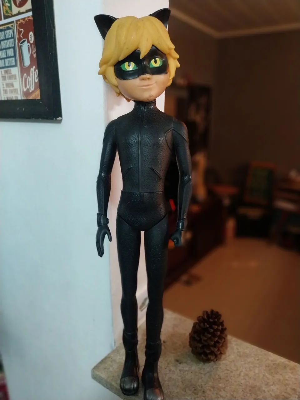 Boneco Cat Noir do Miraculous 