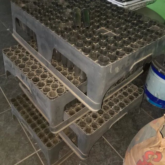 Kit Bandeja com 187 Tubetes para Mudas - Alta Qualidade - Foto 5