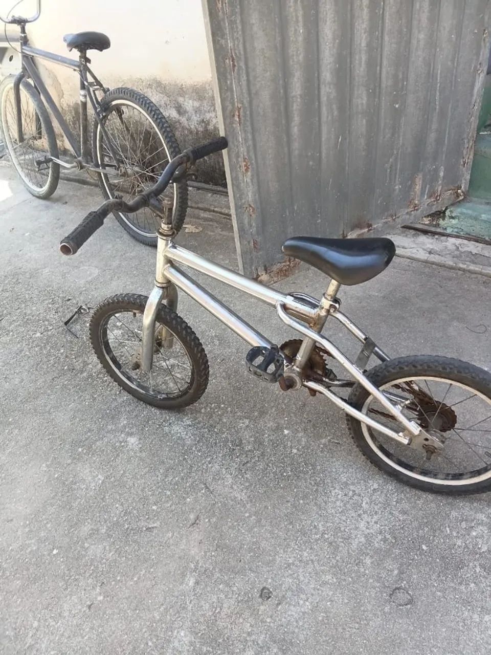 Bicicleta aro 16 cromada  - Foto 2