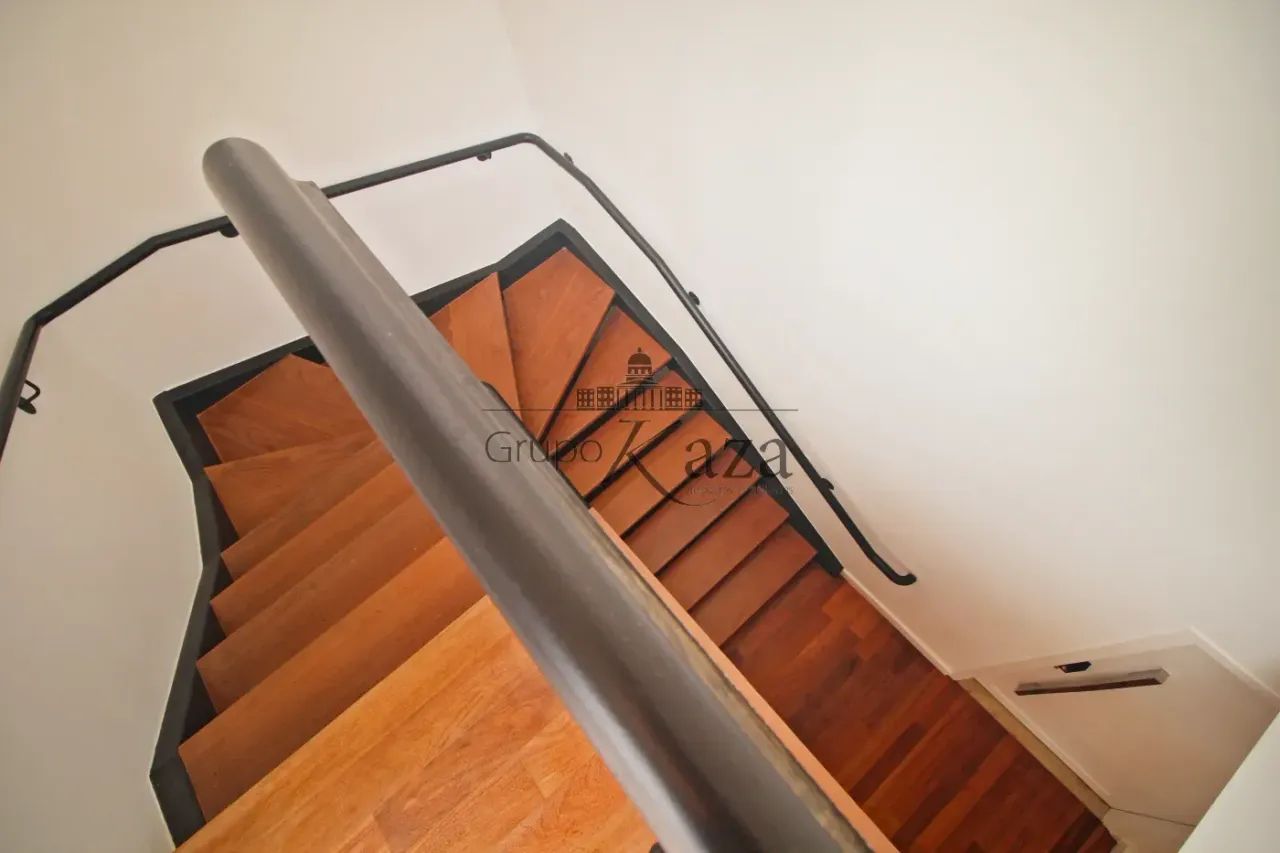 Cobertura Tríplex - Jardim Guedala - 2 Suítes - 222m². - Foto 4