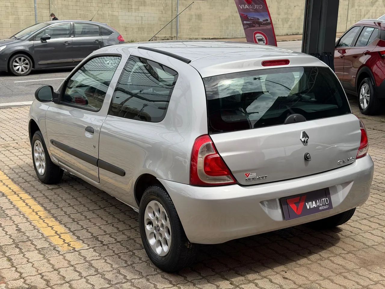 Renault Clio Authentique 1.0/1.0 Hi-Power 16V 3p, foto 4 de 12