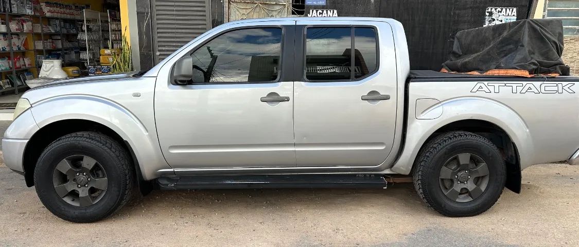 Nissan Frontier Frontier SE/SE Strik CD 4x2 2.5 TB Dies. 2011