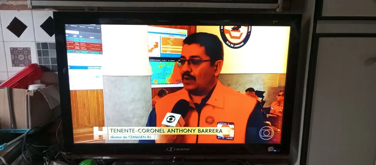 TV Boston 50" LCD  - Foto 2