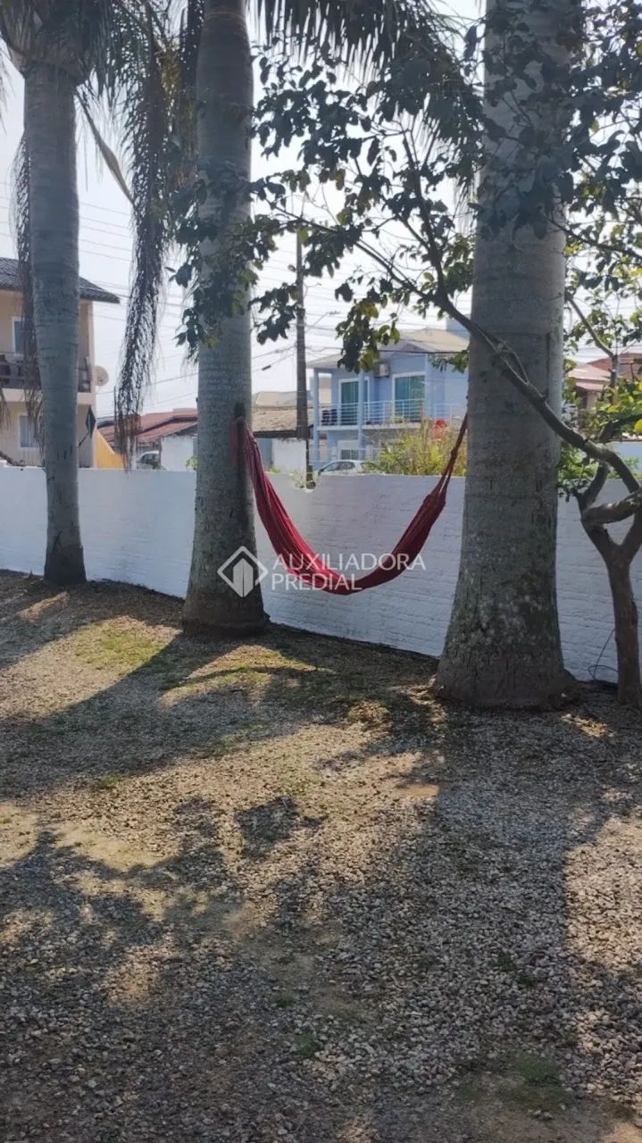 Casa à venda, com terreno de 422m², no Campeche, FLORIANÓPOLIS - SC - Foto 2