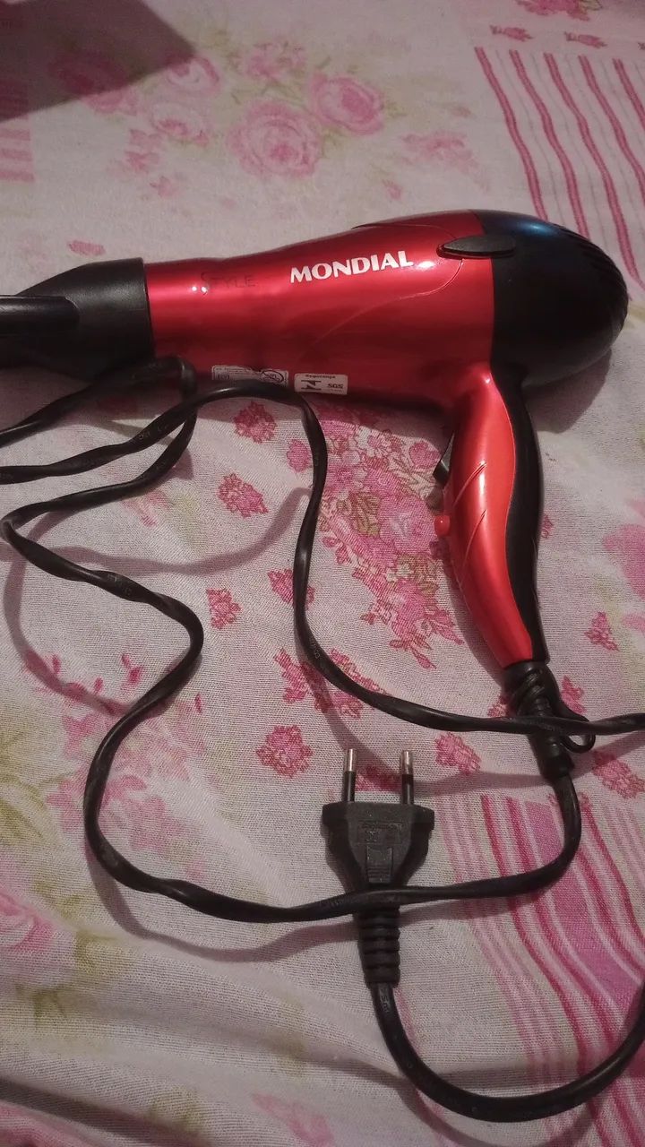 Secador grande mondial style duas voltagem super forte quente frio usado excelente  - Foto 4