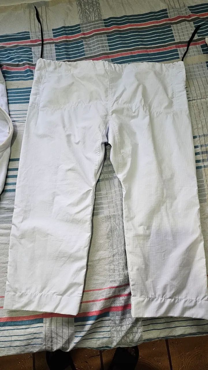 Kimono Jiu-jitsu A4 trançado - Foto 3