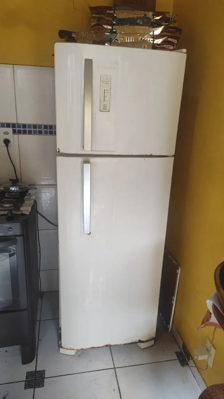 Geladeira Electrolux Frost Free $600