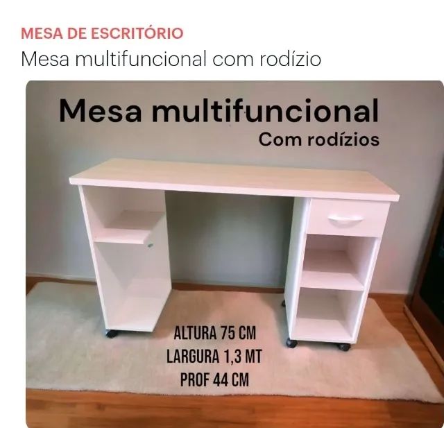 Mesa multifuncional com rodízio