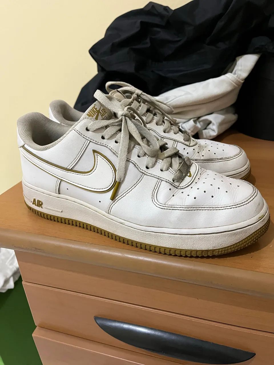 Nike Air Force 1?07 Branco C/ Dourado