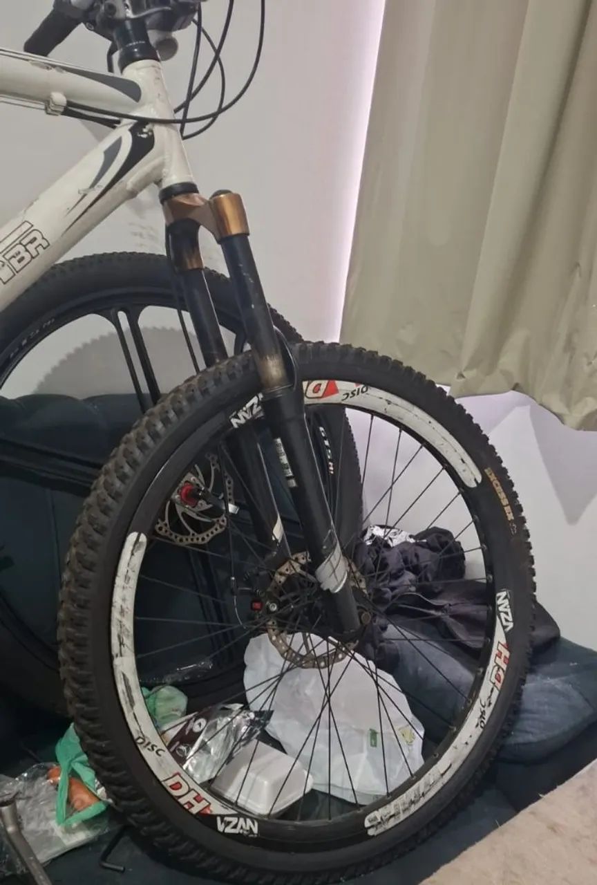 Bicicleta Gios aro 26 - Foto 2
