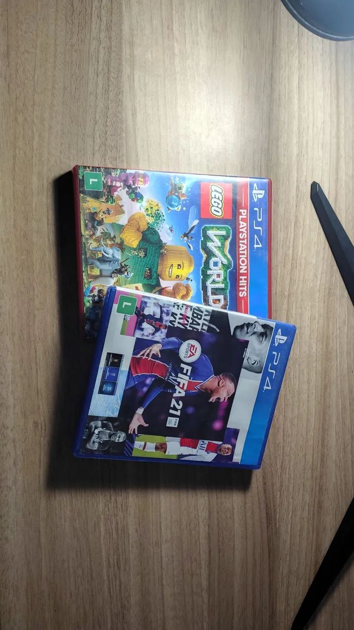 PlayStation 4(sem controle) ótimo estado 