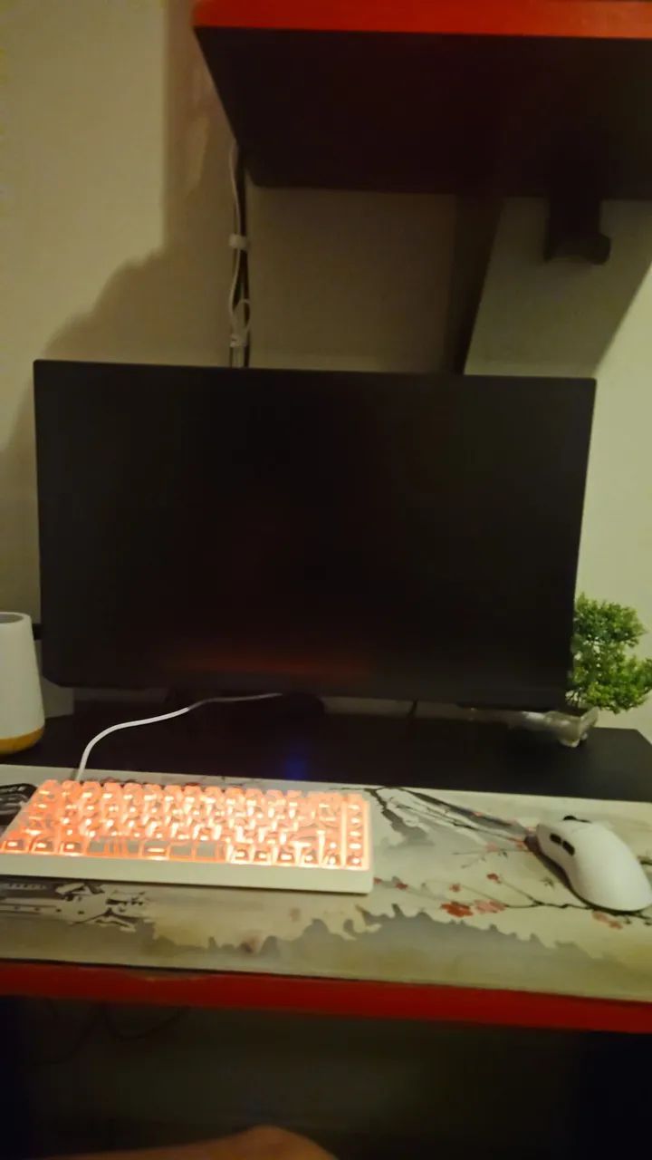 Monitor Samsung Odyssey G32 - Foto 3