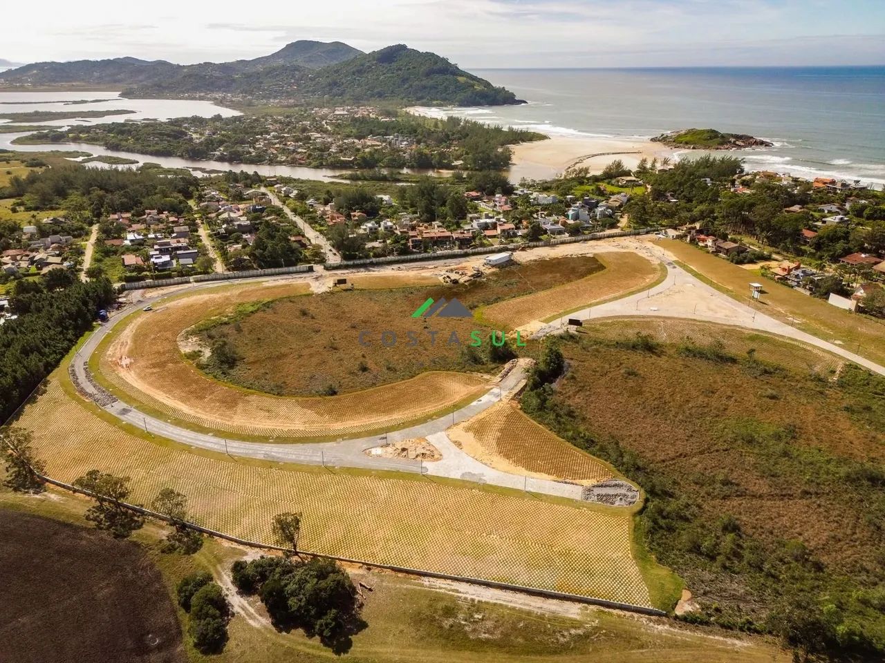 Condomínio Clareia  Praia da Barra (Garopaba/SC) - Foto 4