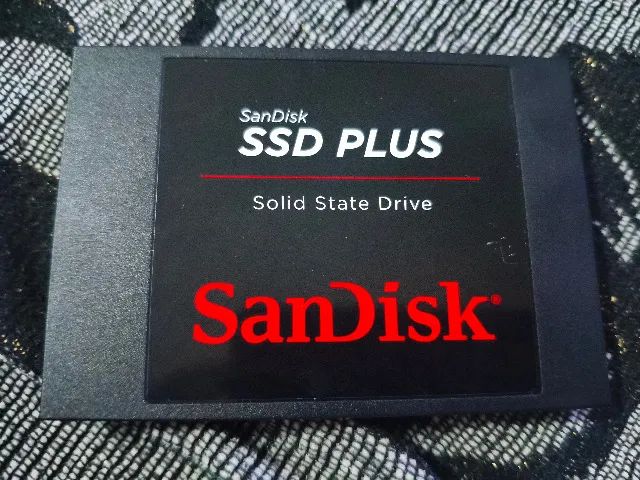 SSDs SATA em perfeitas condicoes. 