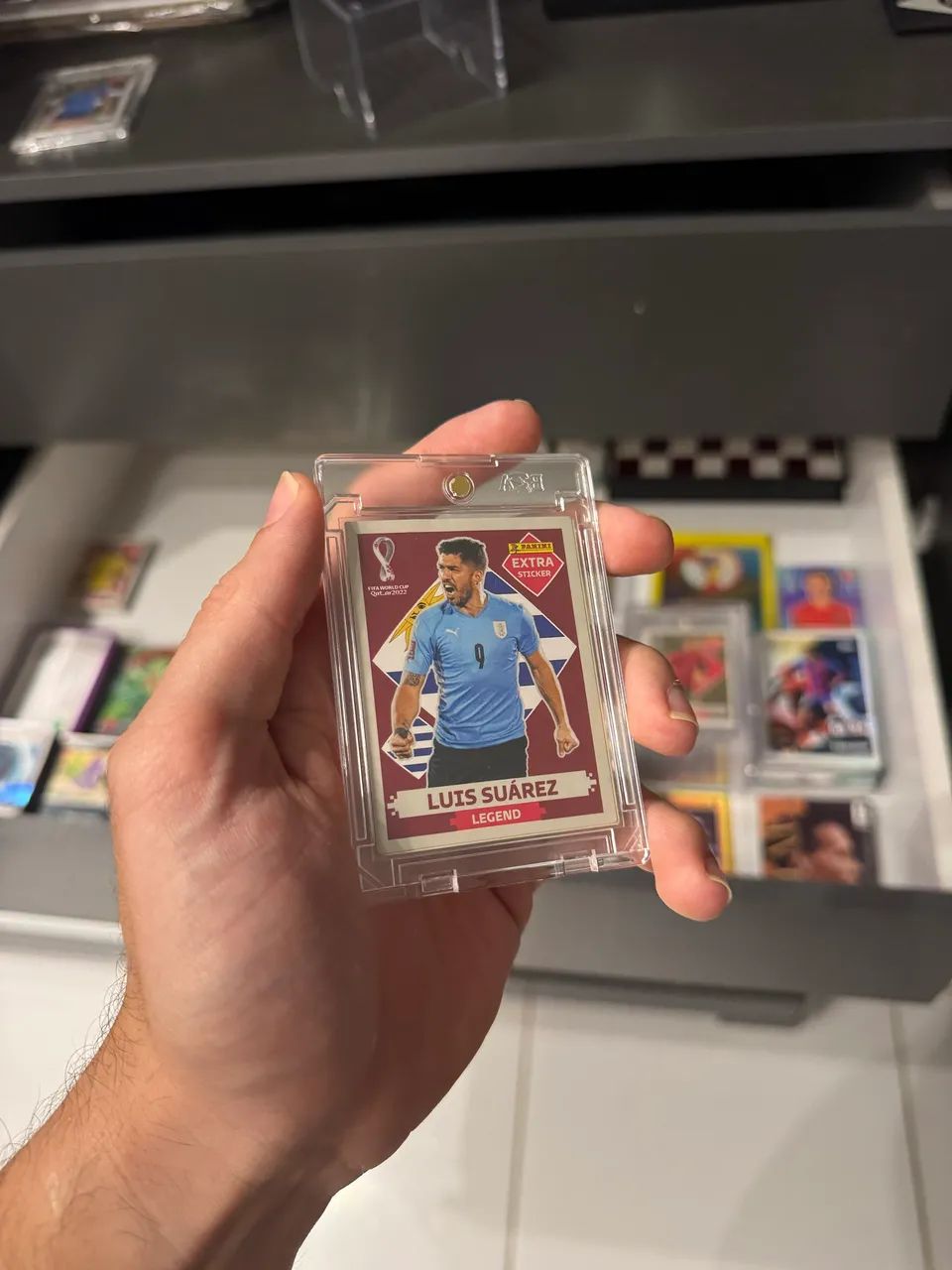 Luis Suarez LEGEND Bordô Panini Copa 2022