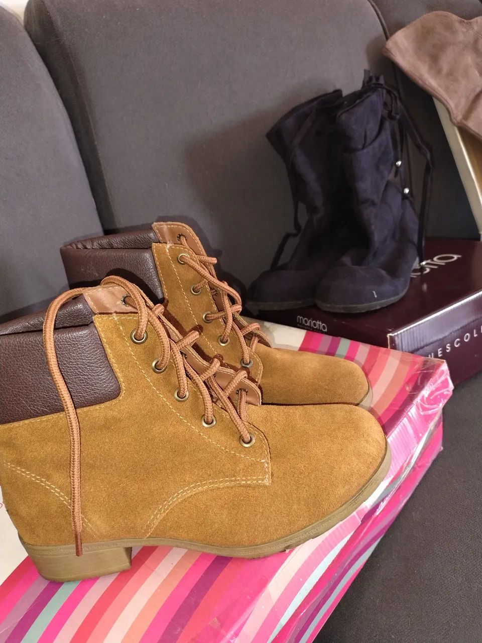 3 botas feminina - Foto 3
