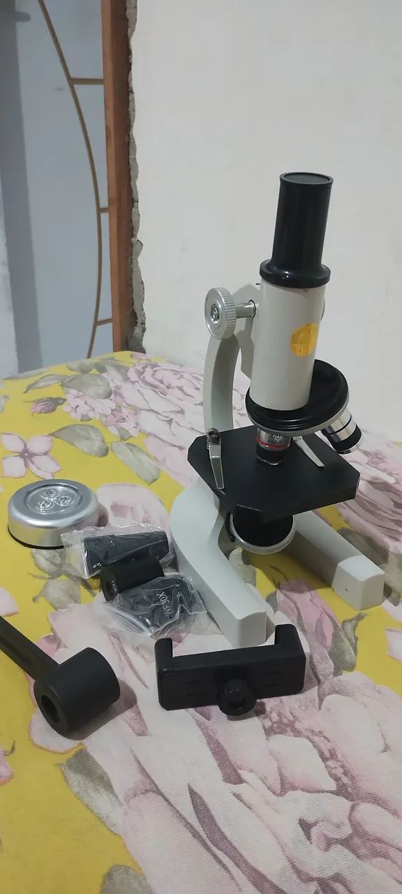 Microscópio 64962189990146121