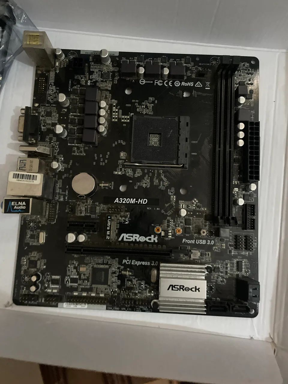 Processador: Atlhon 3000g/ placa mãe a320m-hd/ 8gb de ram 2666hz - Foto 3