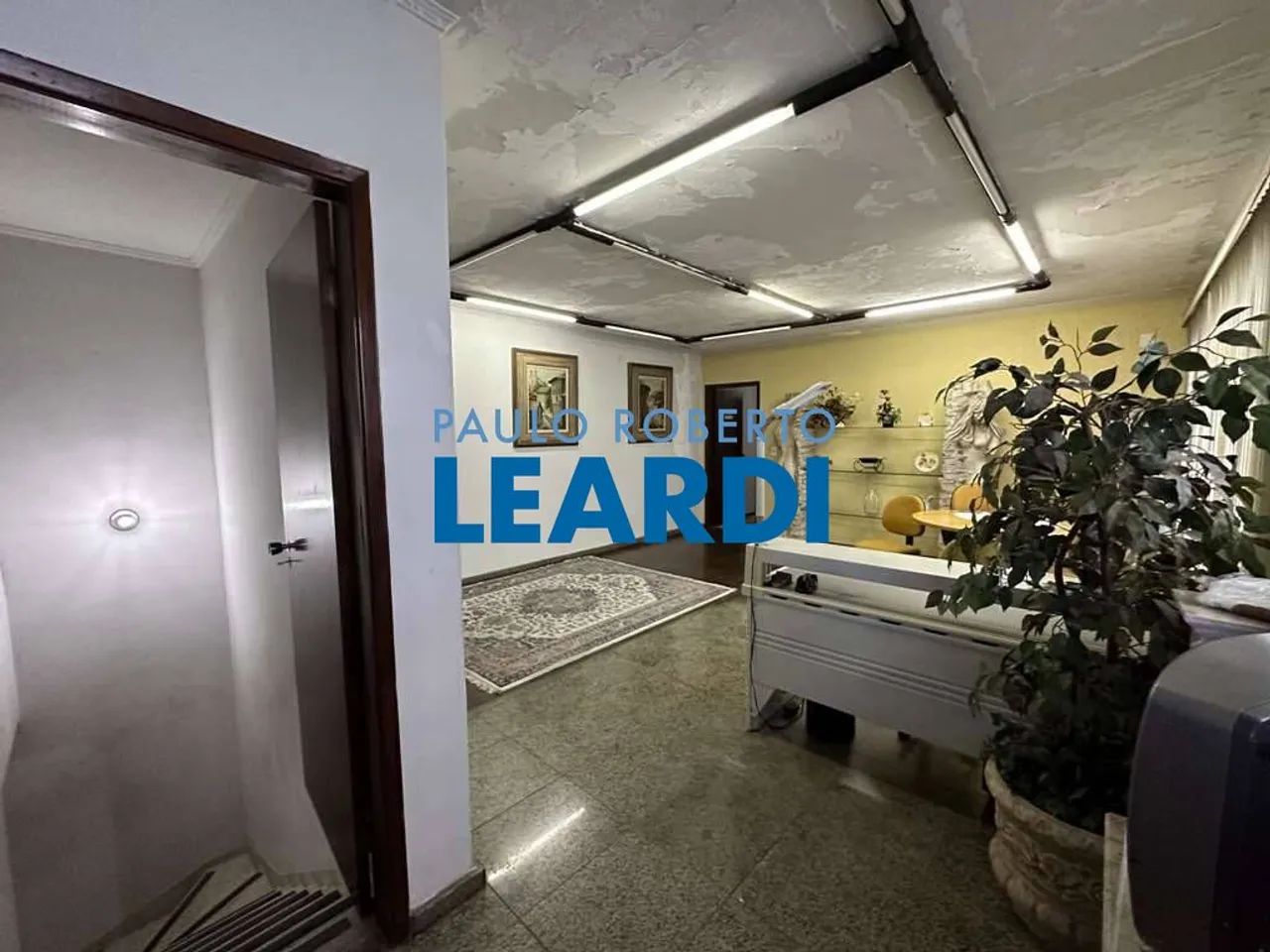 CASA ASSOBRADADA - POMPEIA - SP