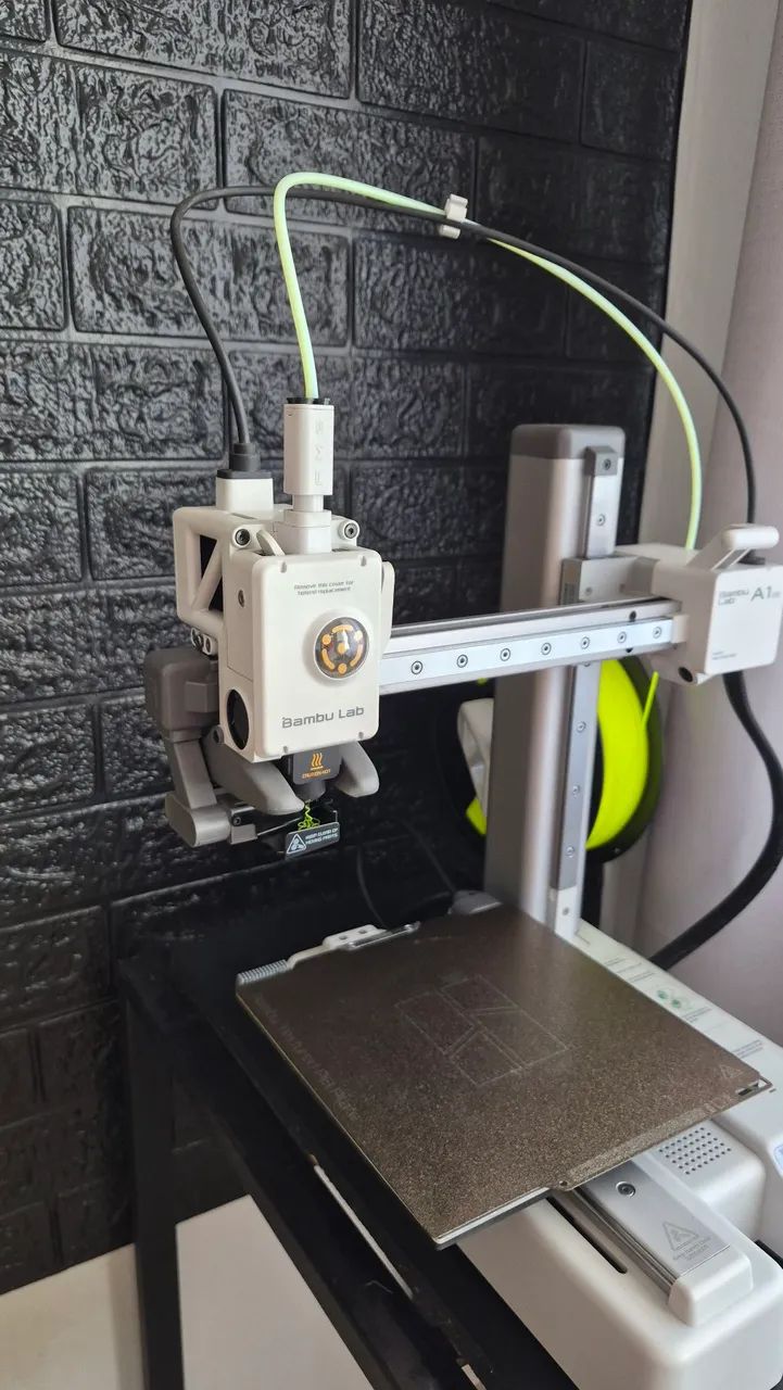 Impressora 3d Bambu Mini e Filamentos