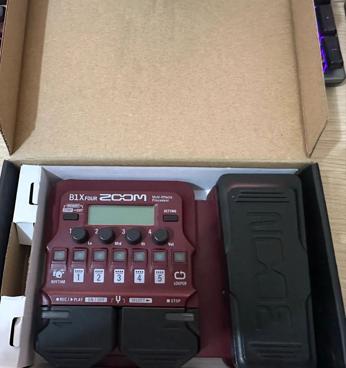 Zoom B1xFour  - Foto 2