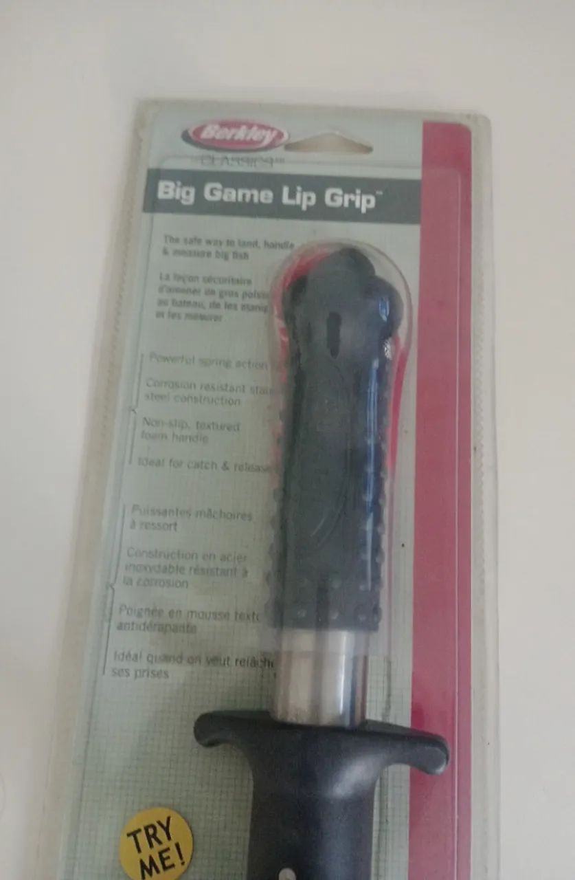 Alicate com balança e trena Berkley Big Game Lip Grip - Foto 6