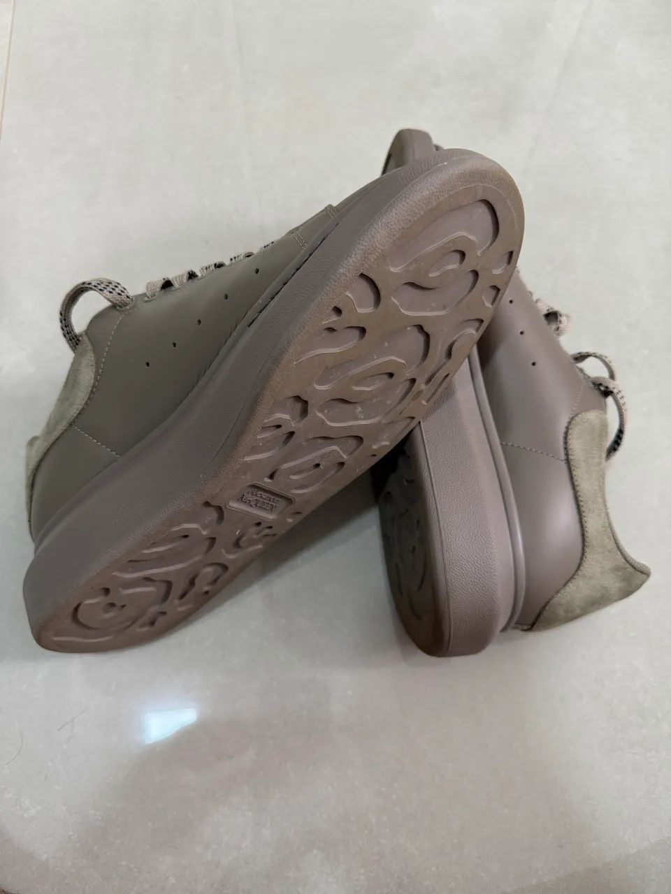 Tênis Alexander McQueen 42,5 Masculino - Calçados - Setor Noroeste