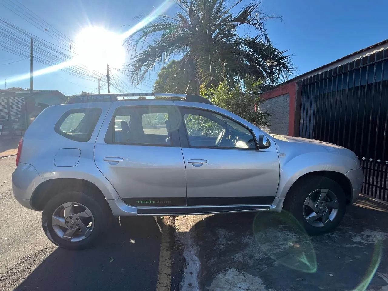 Renault Duster Dynamique 2.0 Hi-flex 16V Aut. 2014