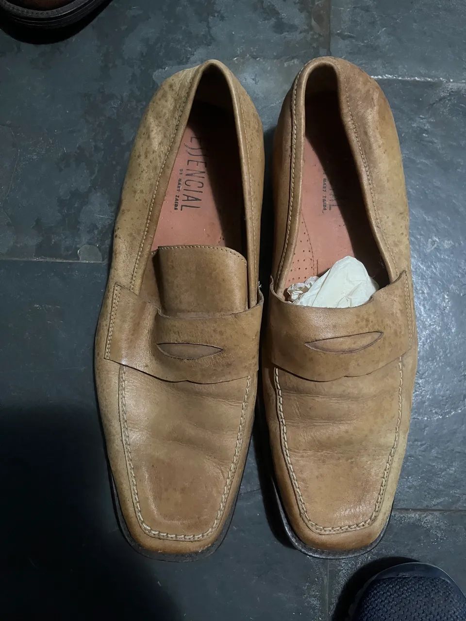 sapatos de couro