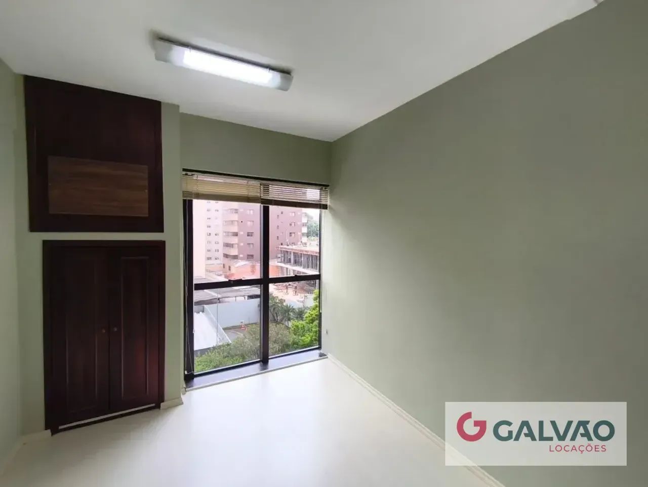 Sala/Conjunto Comercial para alugar em Centro Cívico, Curitiba - Edifício Centro Com. Cand - Foto 2