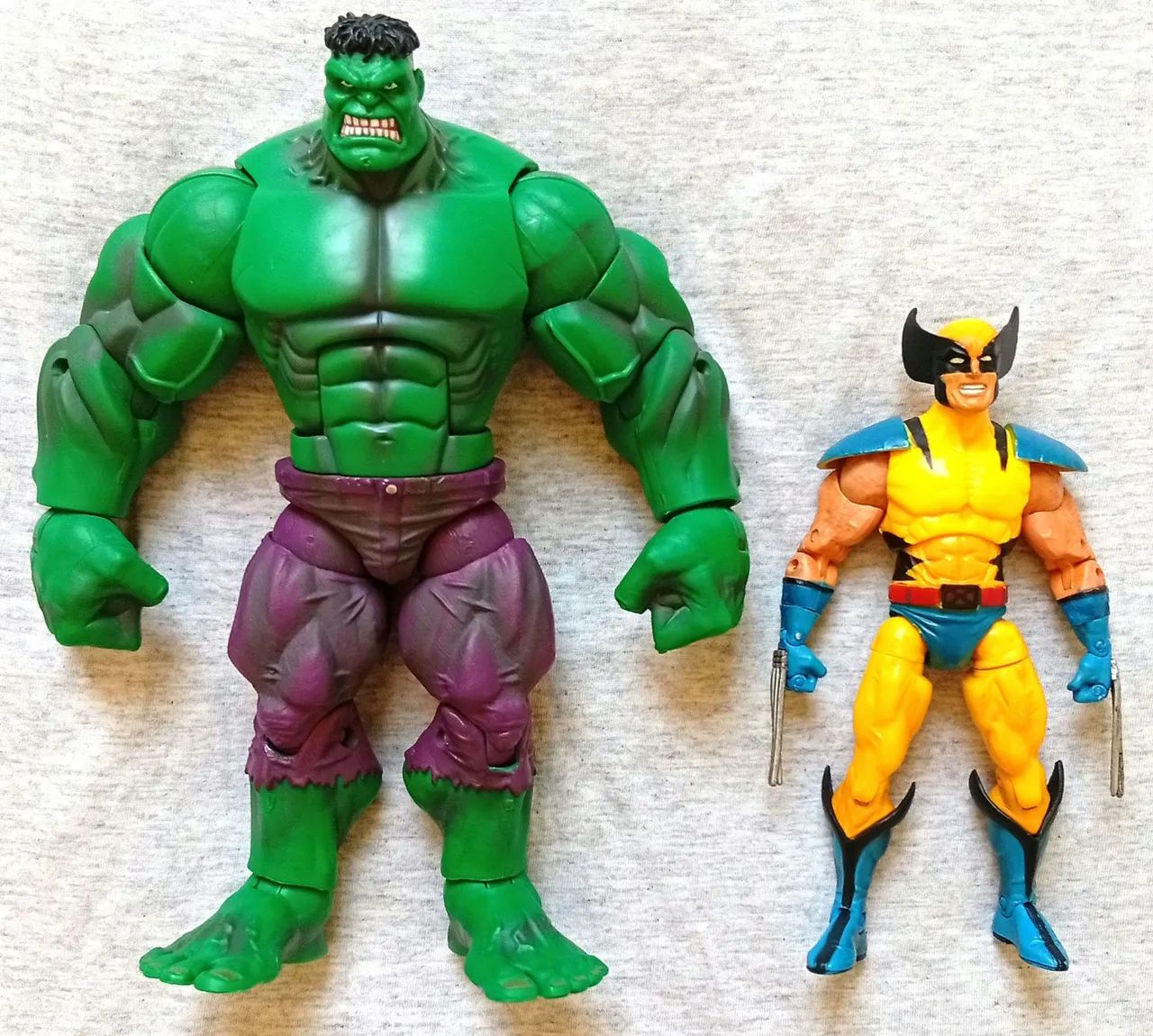Marvel legends Hulk e Wolverine 