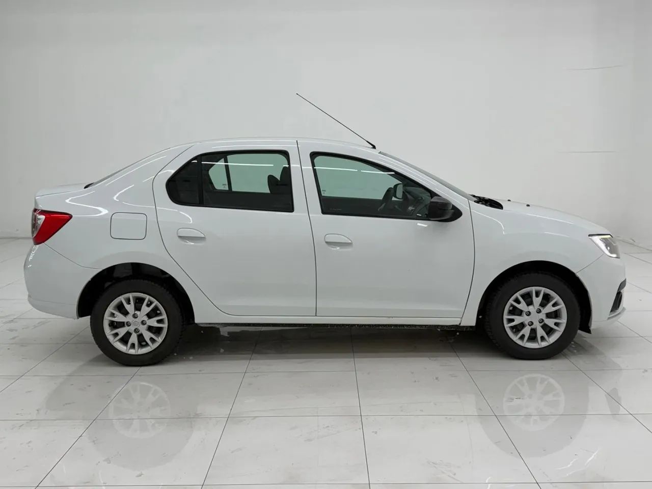Renault Logan 2022 - Foto 4