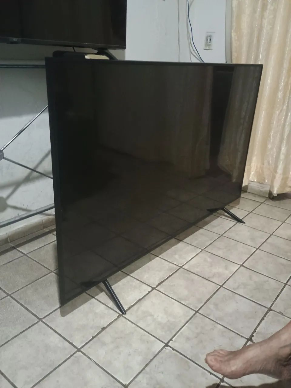 Tv 65 polegadas Samsung com defeito na tela - Foto 2
