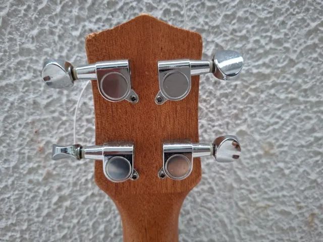 Ukelele Tagima Modelo NF K 27 - Foto 4
