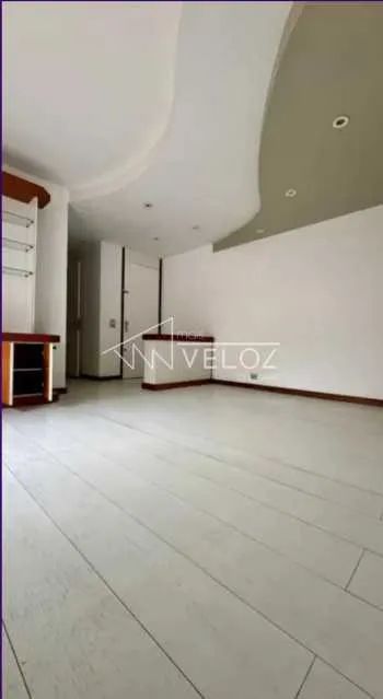 Apartamento : / Residencial / Lagoa