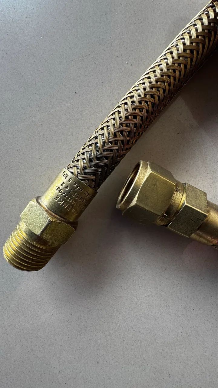 Flexível Dourado 1,50 Metro Novo - Foto 4
