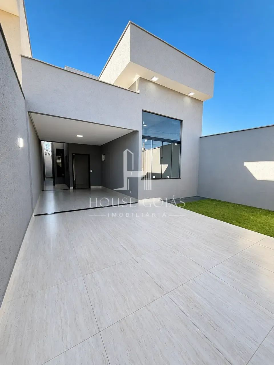 CASA NOVA NÃO GEMINADA NO SOLANGE PARK | 3 QUARTOS E VARANDA GOURMET