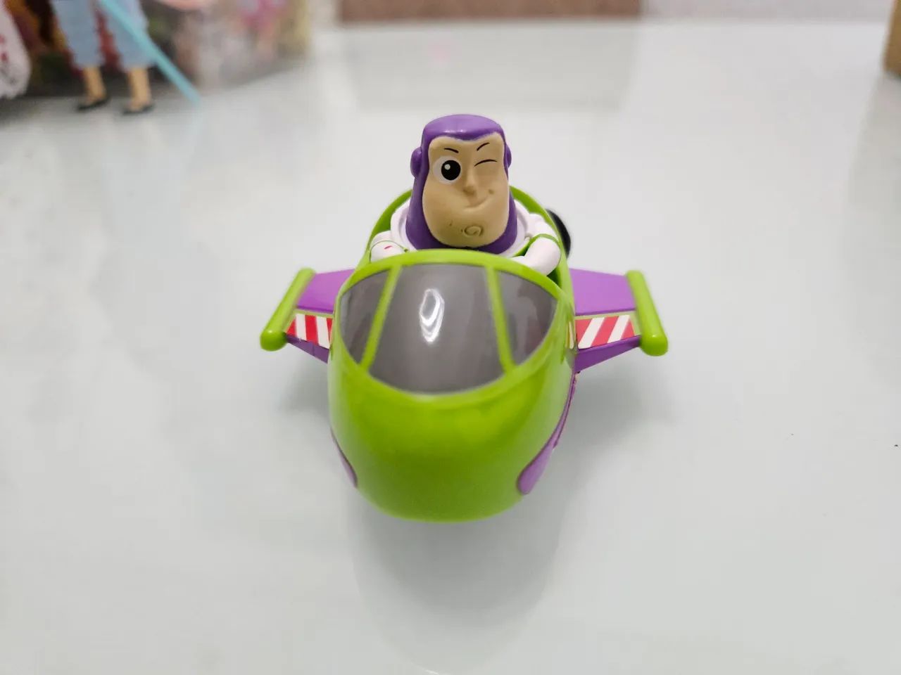 Miniaturas Nave + Buzz Lightyear  - Foto 3