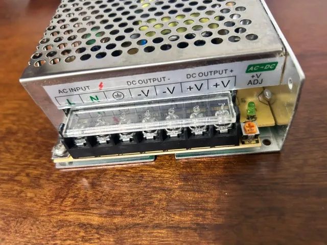 Fonte de Alimentação Profissional 12V 10A - AC/DC - Foto 2